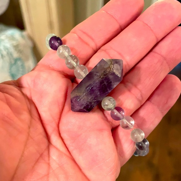 Bracelet - Picture 1 of 2